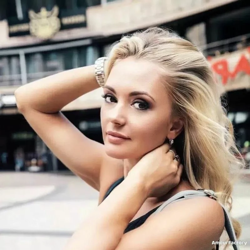 Inessa Profile image 4