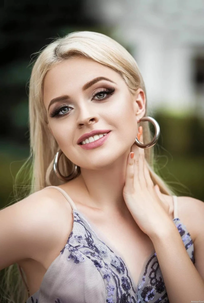 Valentina Profile image 2