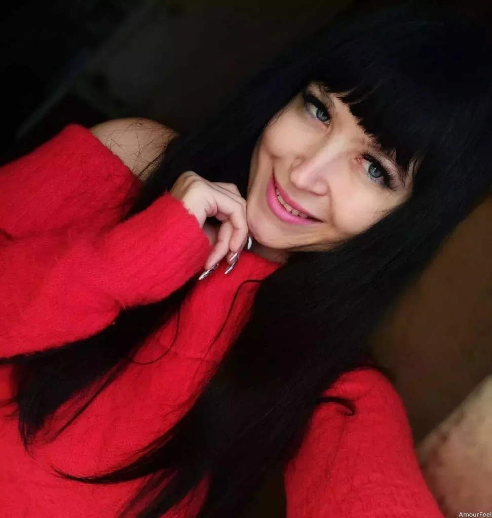 Anna Profile image 1