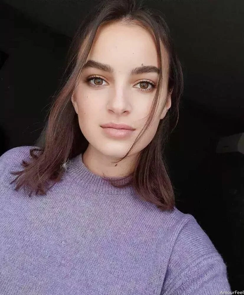 Valeriia Profile image 2