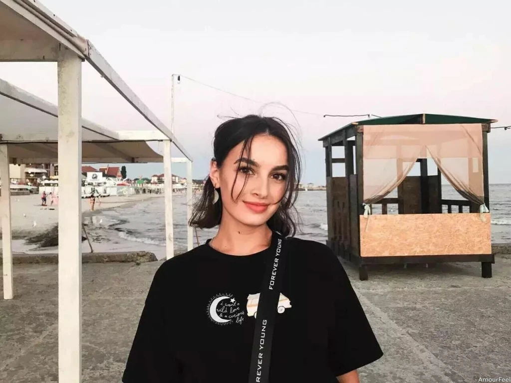 Valeriia Profile image 1