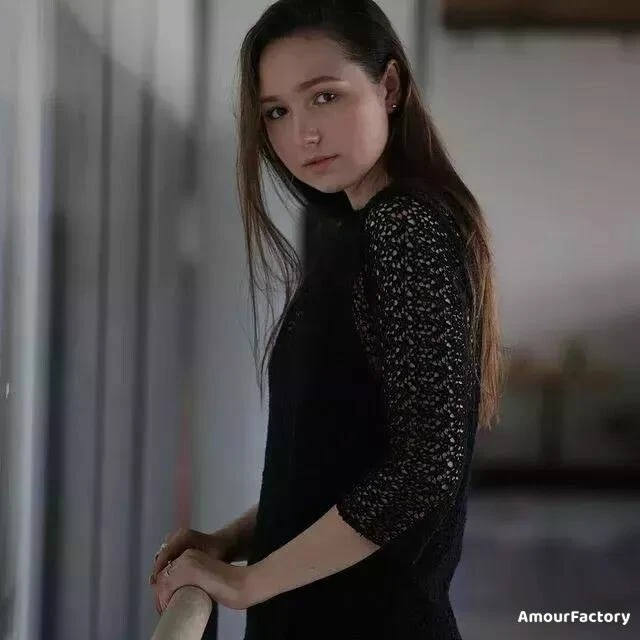 Alina Profile image 2