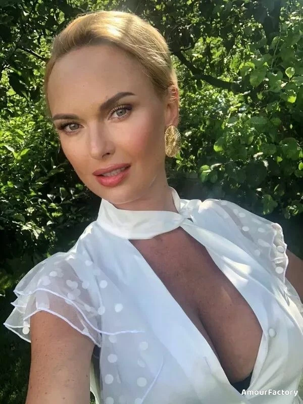 Nataliya Profile image 4