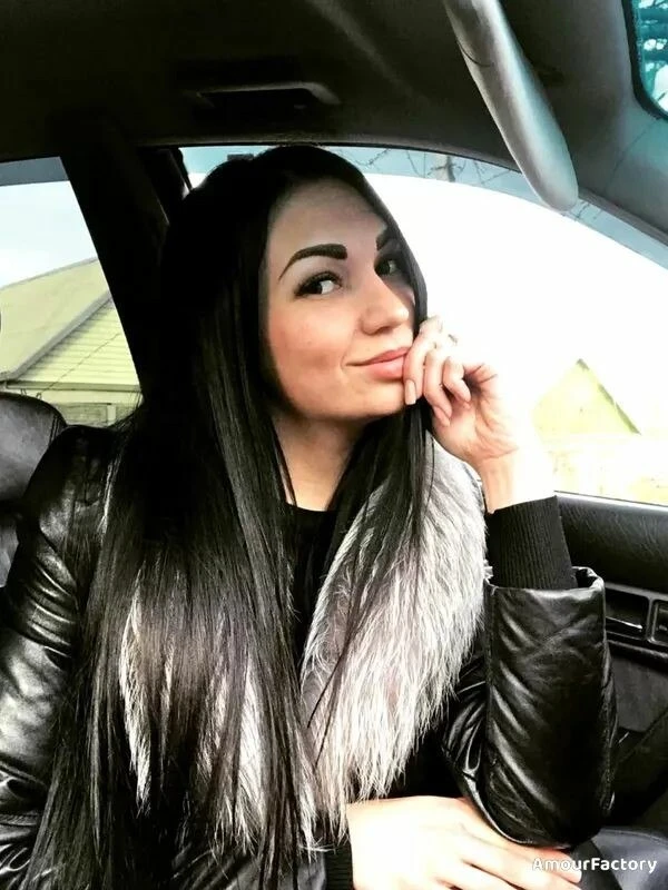 Valeria Profile image 4